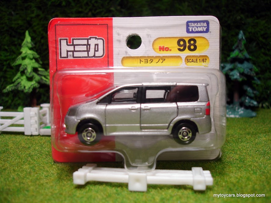 toyota noah tomica