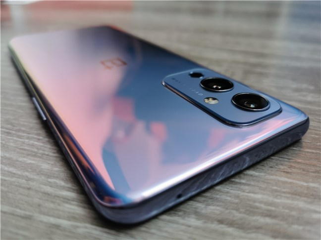 Hệ thống ba camera trên OnePlus 9