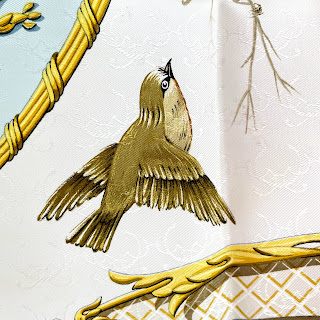 Hermès La  Clé des Champs Bird Scarf