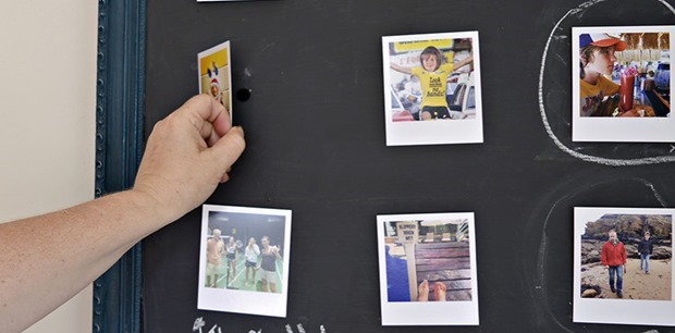 velcro-chalkboard-frame-feature-900x444