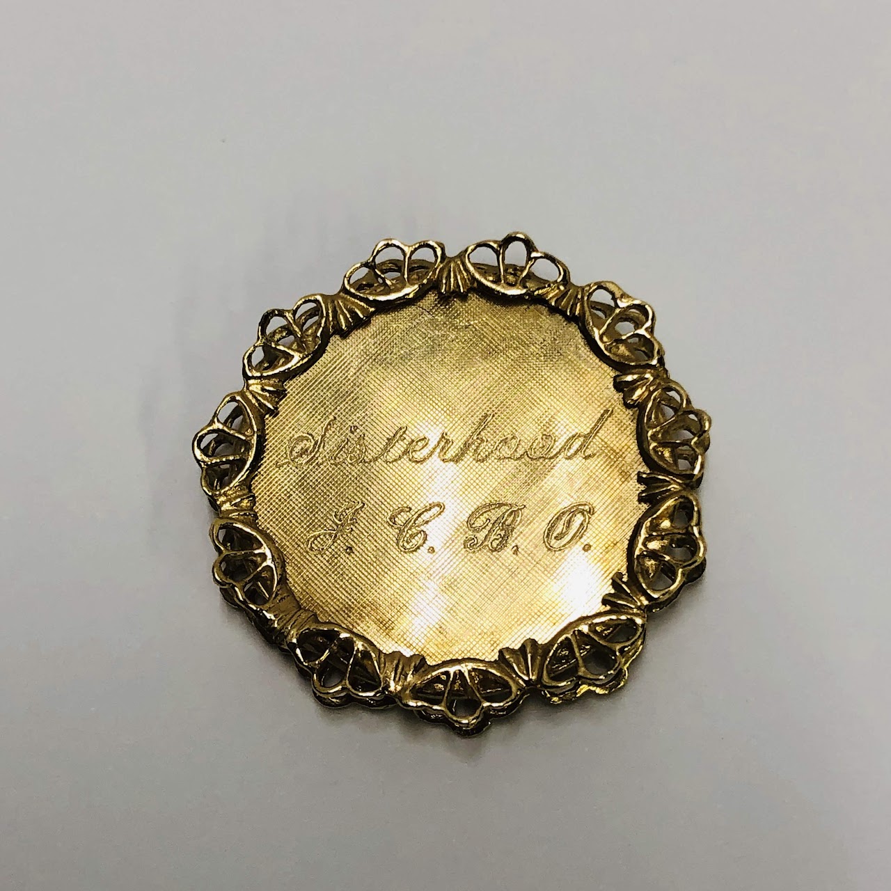 14 Kt. Gold Engraved Brooch