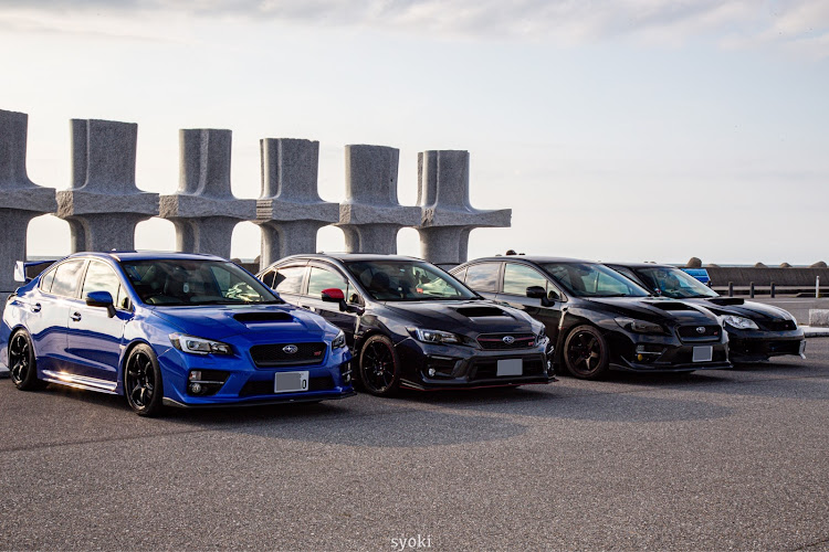 WRX STIのオフ会・梅雨明け間近・やはり撮る・一眼レフに関するカスタム事例の投稿画像1枚目