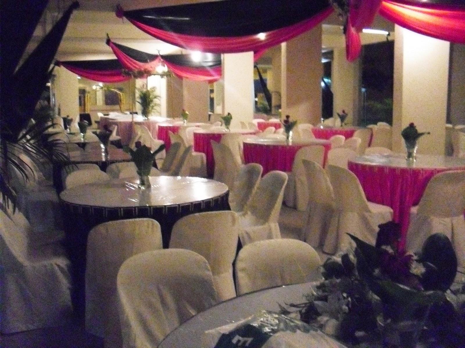 Pelamin Pink Black Concept