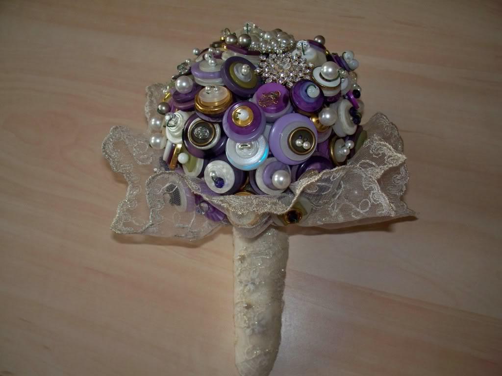 My completed button bouquet