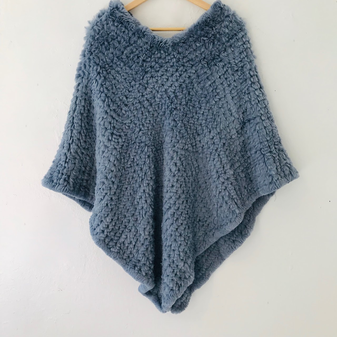 Knit Blue Rabbit Fur Shawl