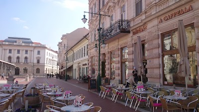Photos of A Cappella Cafe' and Confectionery