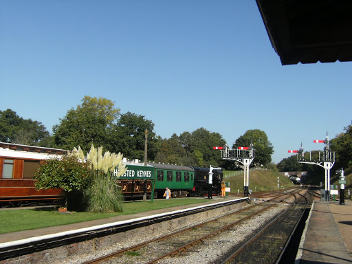 DSCF9733 Horsted Keynes station, looking north