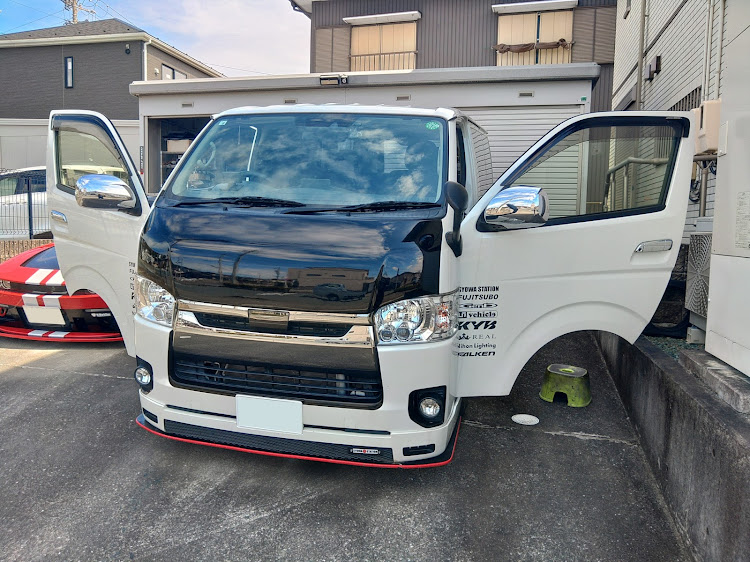 ハイエースバンのカーオーディオ・スピーカーカバーに関するカスタム事例の投稿画像1枚目