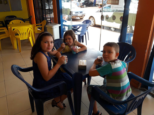 Sorvetes Criança Feliz, R. Geraldo Siqueira, 2614 - Caladinho, Porto Velho - RO, 76810-660, Brasil, Restaurantes_Sorveterias, estado Rondônia