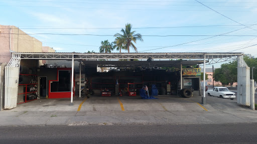 Llantera el Chevo, Altamirano S/N, Col.Esterito, 23020 La Paz, B.C.S., México, Tienda de repuestos para carro | BCS