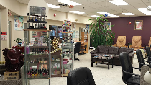 Ongles Laval Nails Nail Salon in Laval