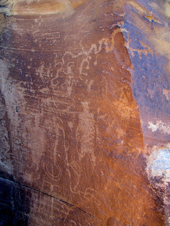 Petroglyphs on the way to Ferron Box