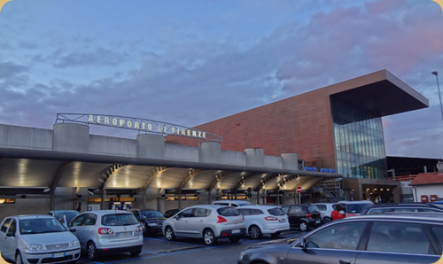 florence-airport-Foto-in-notturna