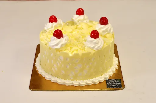 Eggless Premium White Forest Cake