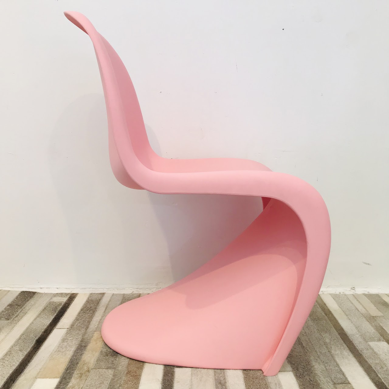 Vitra Panton Chair Pink