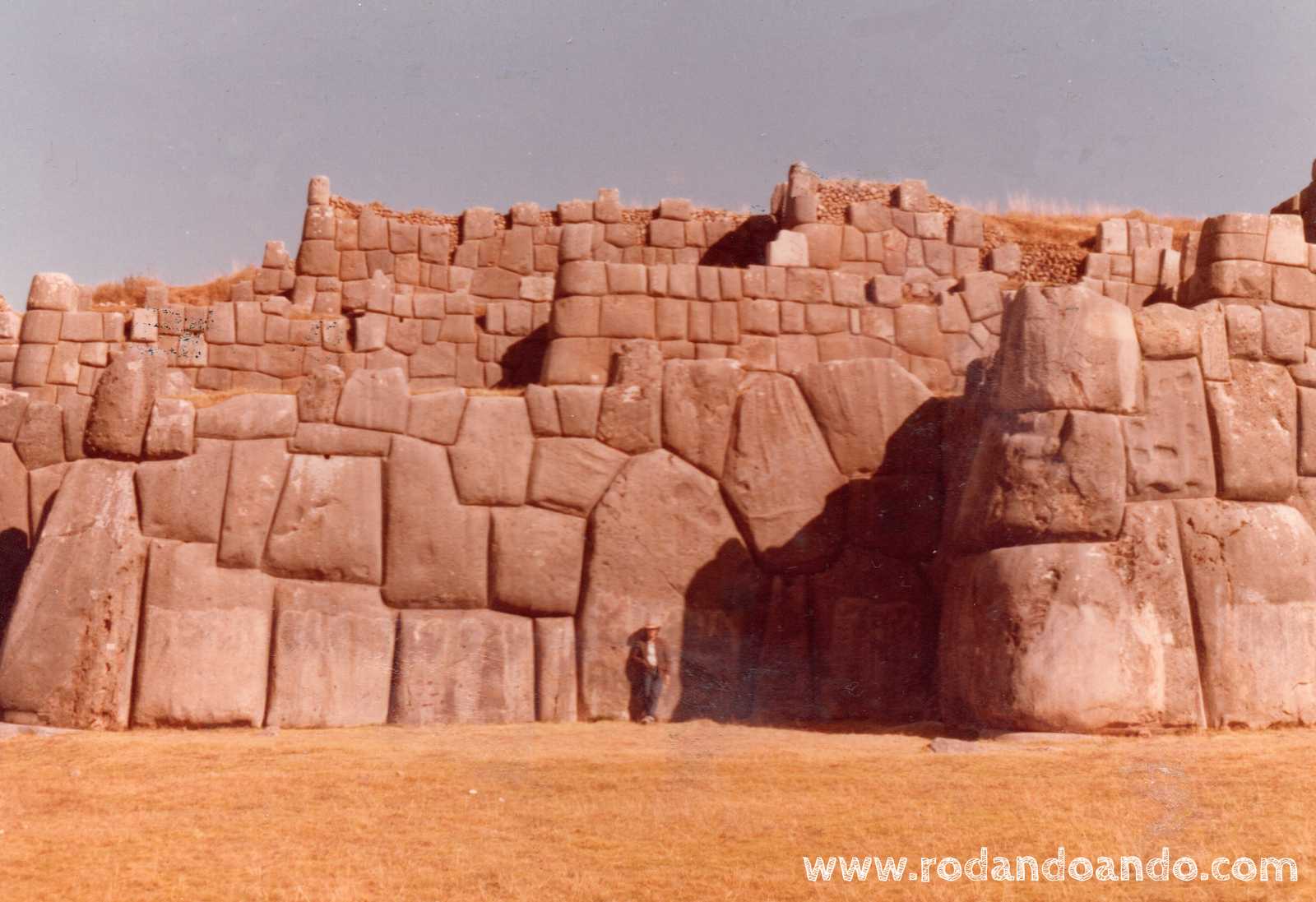 sacsayhuaman.jpg