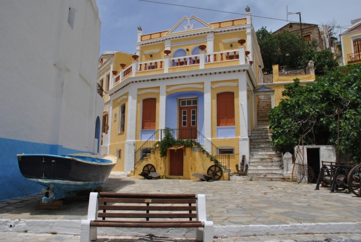 Piazzetta a Symi di camilla2012