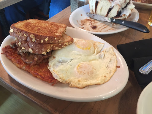 American Restaurant «Colossal Cafe», reviews and photos, 2315 Como Ave, St Paul, MN 55108, USA