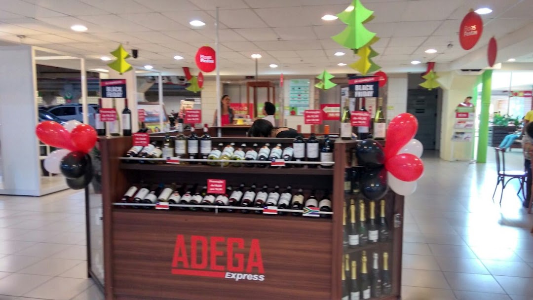 ADEGA EXPRESS HOME CENTER FERREIRA COSTA Adega em Paralela