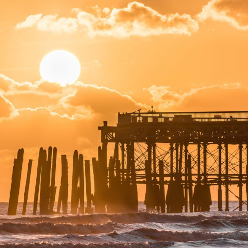 Hastings Pier logo