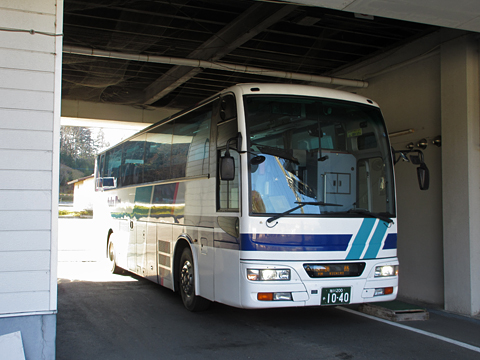 道北バス「サンライズ旭川釧路号」　1040　阿寒湖バスセンターにて　その1