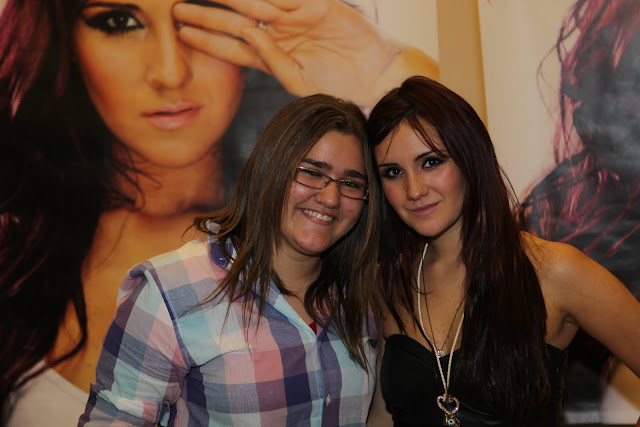 Dulce Maria [3] - Page 17 FH3G7437