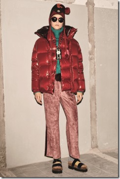 2_Moncler_1952_FW18_02