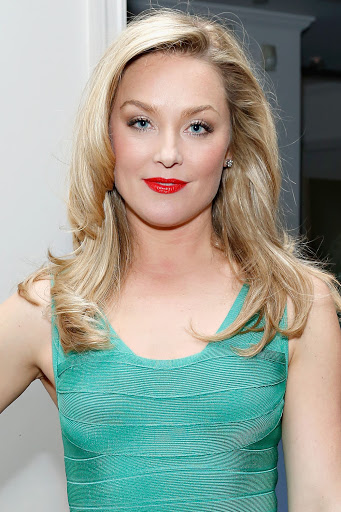 Elisabeth Rohm Hot Bikini Image Gallery Images Photos Pics Cinemagigs 