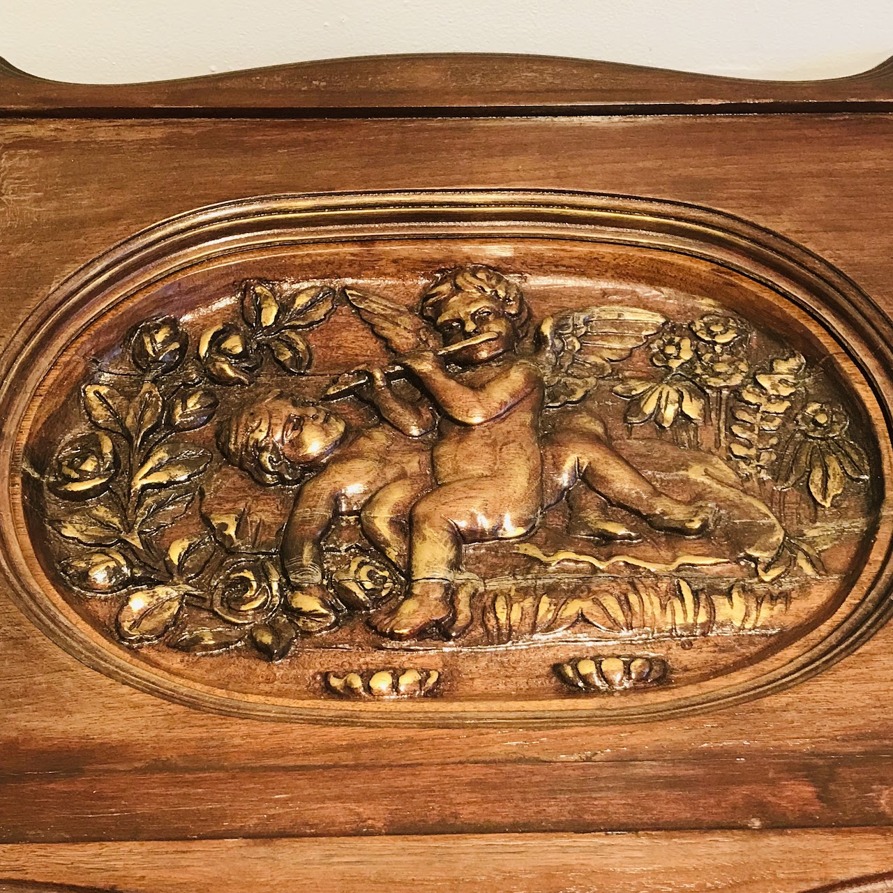 Cherub Tray Top End Table