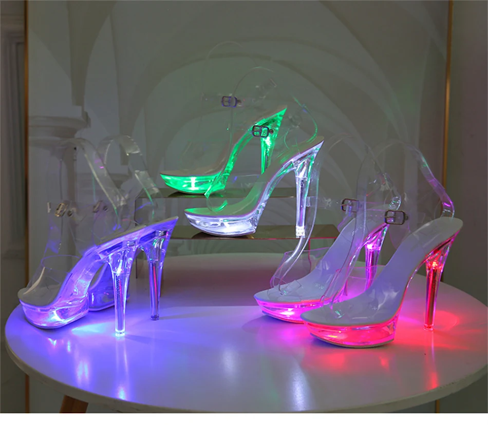 Luminous Stiletto Sheer Model Crystal Sandalen met plateauzool, transparant design voor een opvallende, elegante look.