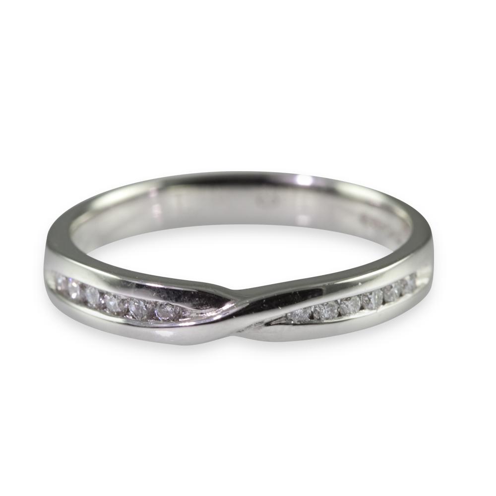 18ct White Gold 0.19ct Diamond Dipped Wedding Ring