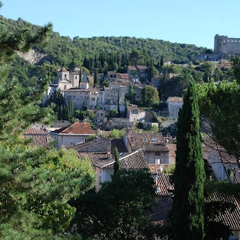 VAISON LA ROMAINE 12-08-2013 18-52-53.JPG