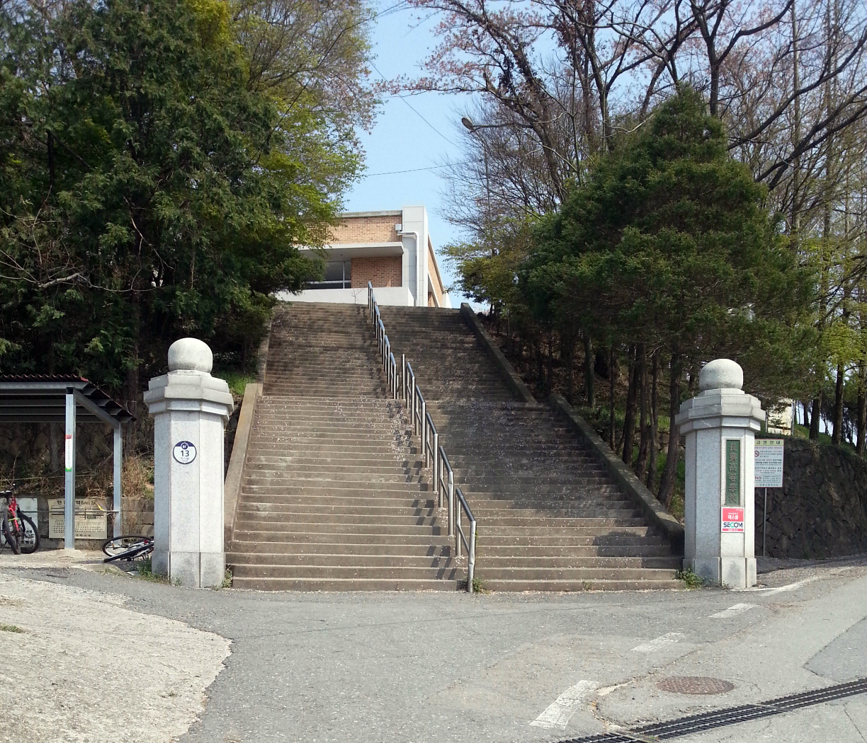 파일:jhhs_stairs.png