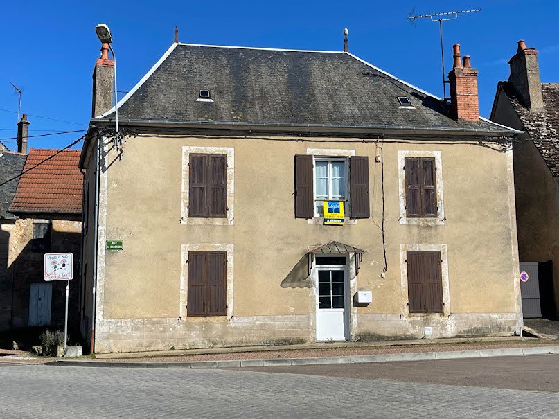 Vente maison 6 pièces 139 m² à Saint-Saulge (58330), 118 800 €