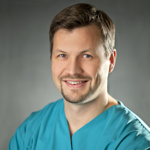 ORTHOPÄDE OA Dr. Philip ZELLER, Knie-Schulter-Sportchirurgie