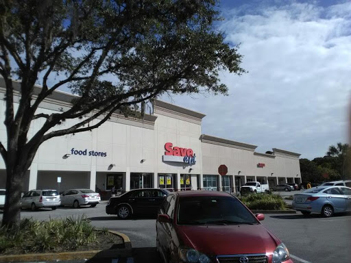 Grocery Store «Save-A-Lot», reviews and photos, 2021 George Jenkins Blvd #9a, Lakeland, FL 33815, USA