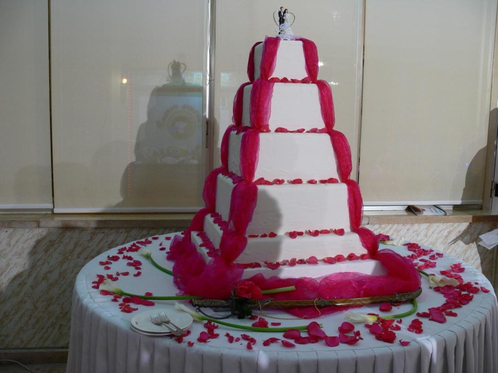 Pink wedding cake