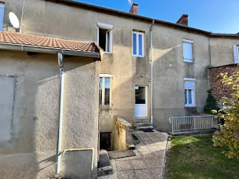 maison à Commentry (03)