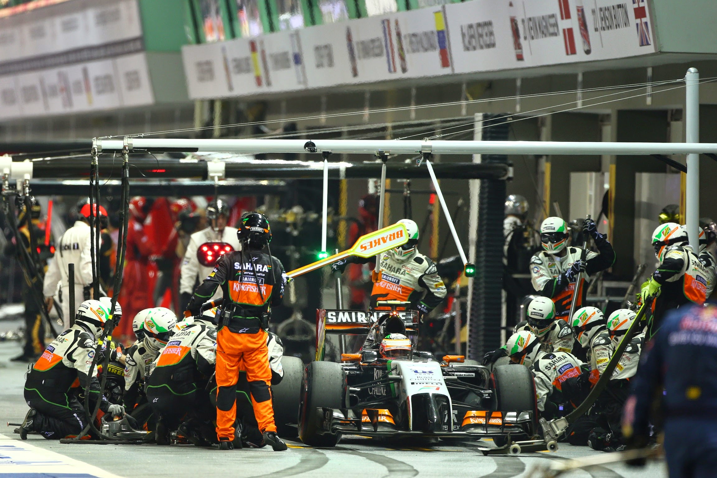 HD wallpaper pictures 2014 Singapore F1 GP | F1-Fansite.com