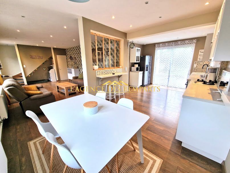 Vente maison 5 pièces 97 m² à Montreuil (62170), 273 000 €