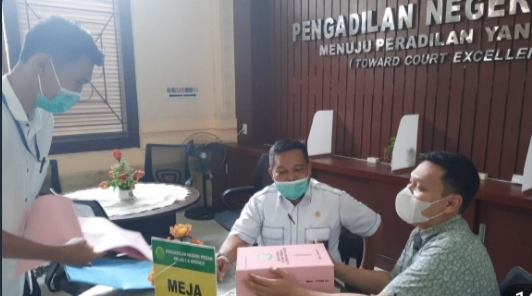 Berkas Korupsi Dana BOS Mantan Kasek SMA N 8 Medan Diserahkan Kejari Medan ke Pengadilan Negeri Medan