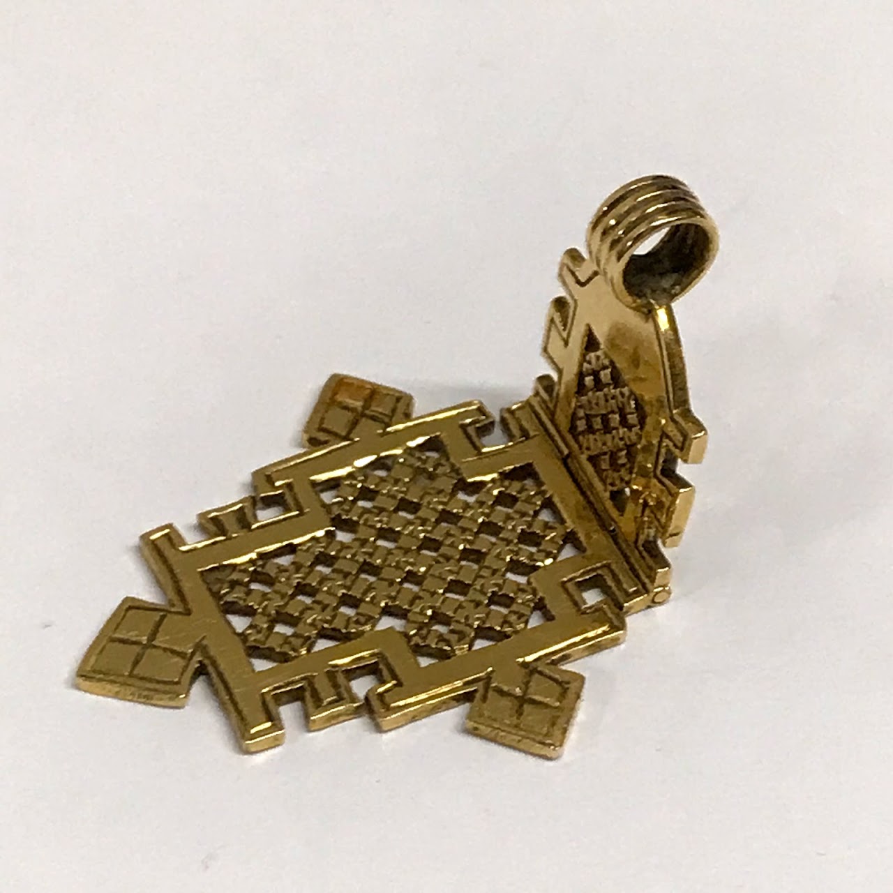 18K Gold Pendant