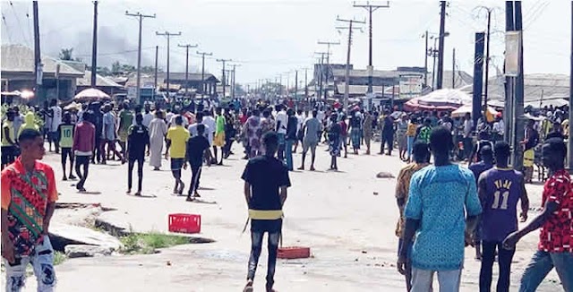 51 nabbed as Lagos community protests against lockdown