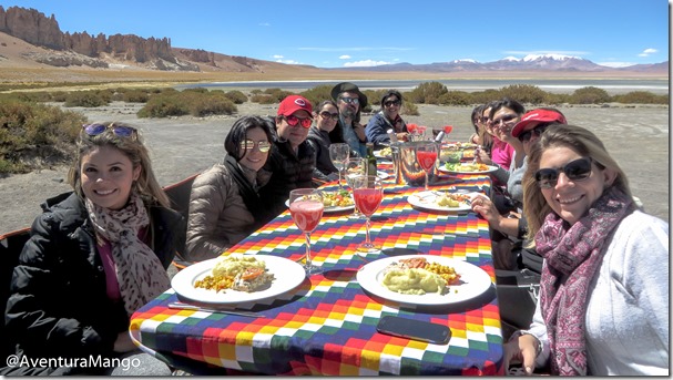 Almoço no Salar de Tara