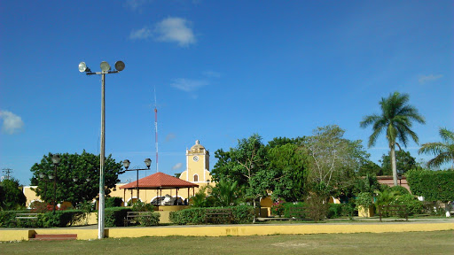 Ayuntamiento Conkal, 22 s/n, Centro, 97000 Conkal, Yuc., México, Oficina de gobierno local | YUC