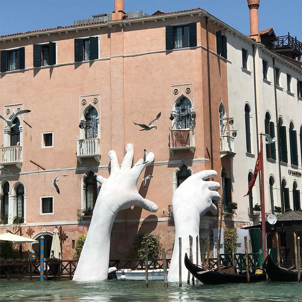 Giant Hand Sculptures Around The World | Amusing Planet