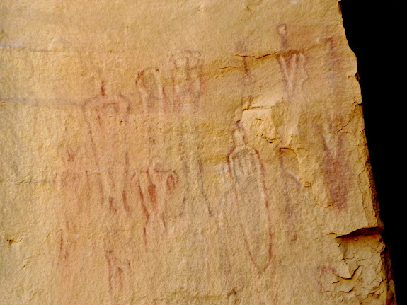 Tusher Canyon pictographs