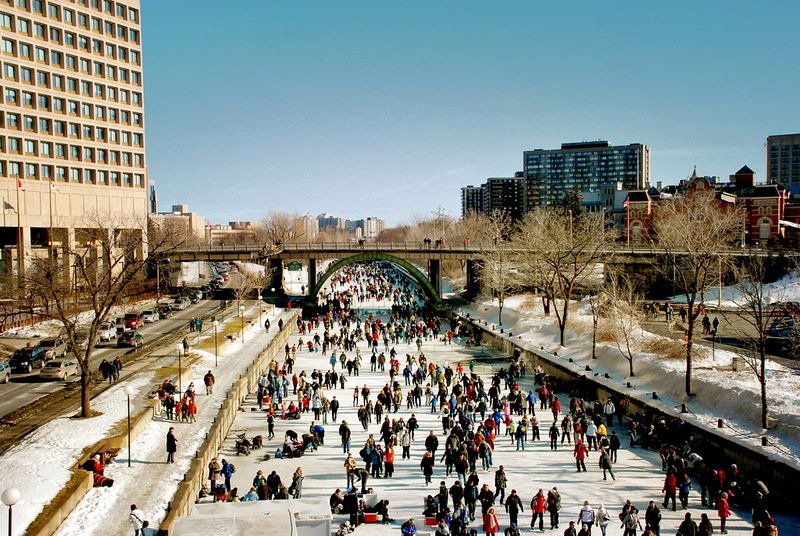 skating-rideau-canal-4