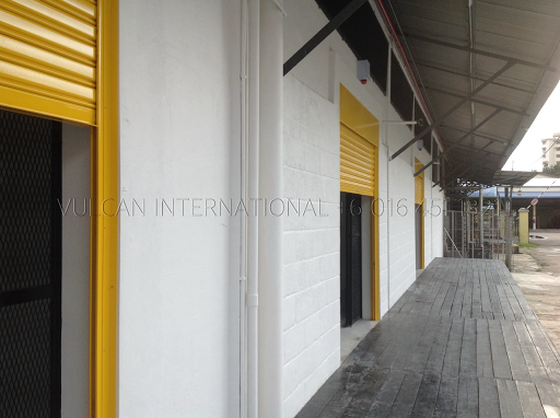 Industrial%20warehouse%20/%20commercial%20office%20space%20for%20rent%20or%20lease.