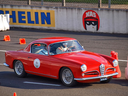 Le 4éme ALFA CLASSIC CLUB à MONTLHERY le 12 octobre : compte rendu ! - Page 2 PA124306